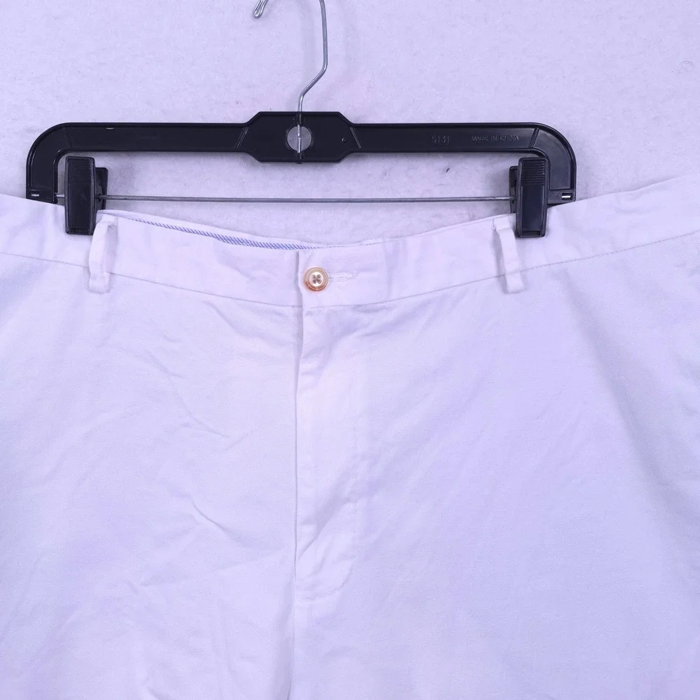 Peter Millar Shorts Mens Size 44 White Pima Cotton Chino Flat Golf Travel Preppy